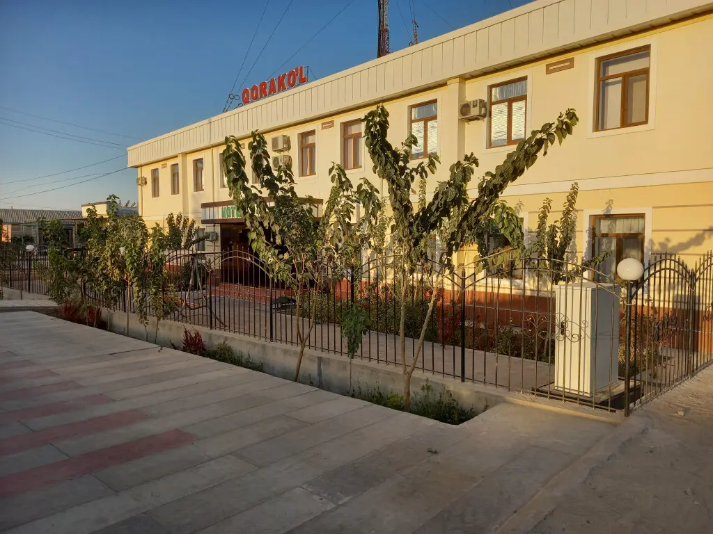 Каракуль: Qorako'l Hotel