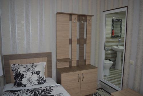 Ахалцихе: Millennium Rabati