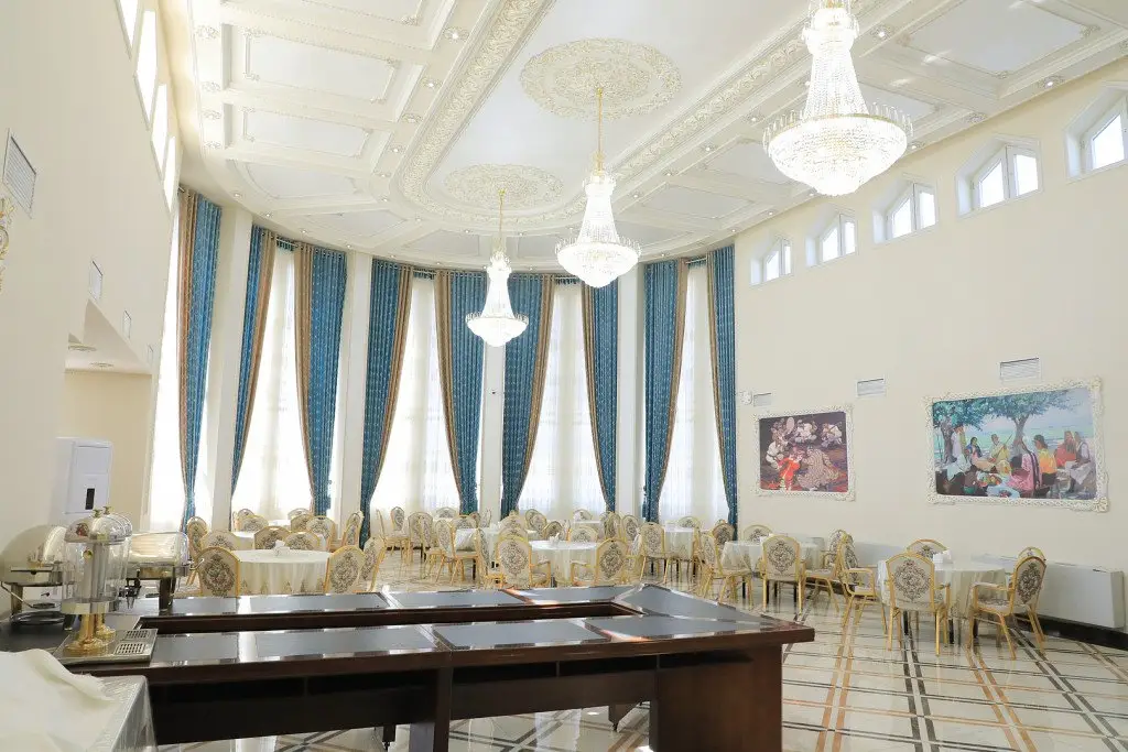 Шахрисабз: Reikartz Maqom Plaza Shahrisabz