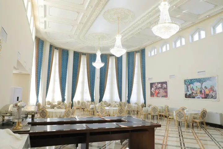 Шахрисабз: Reikartz Maqom Plaza Shahrisabz
