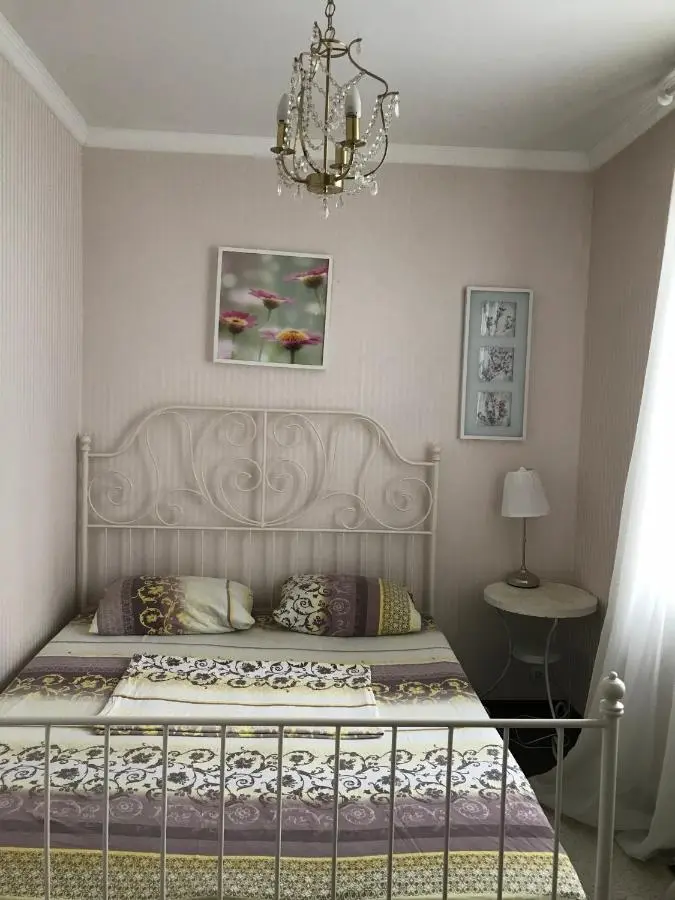 Волгоград: Apartments on Alleya Geroyev 4