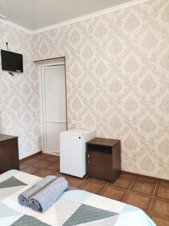 Дагомыс: Гостевой дом Лаура 3.3