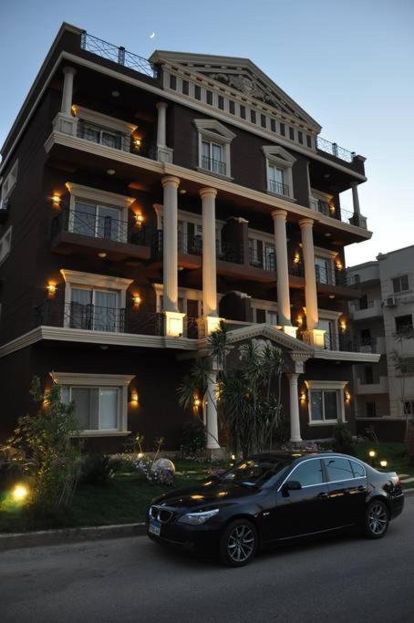 Город 6-го октября: Luxury Towers Host