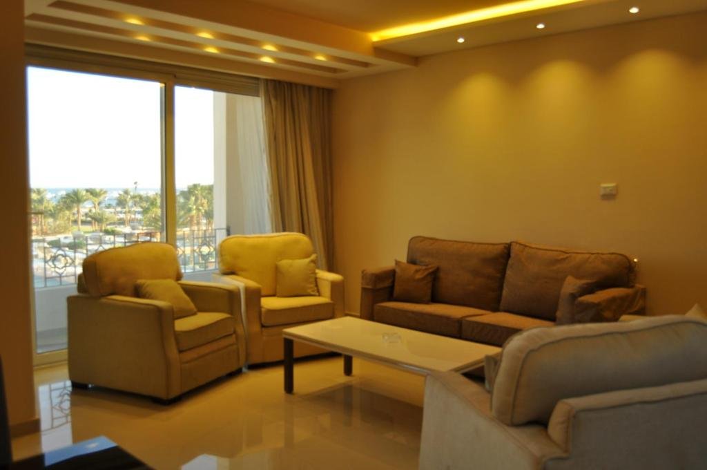 Хургада: luxury Two bedroom Apartment with sea view