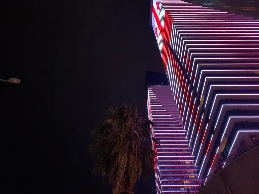 Батуми: Orbi twin towers c block
