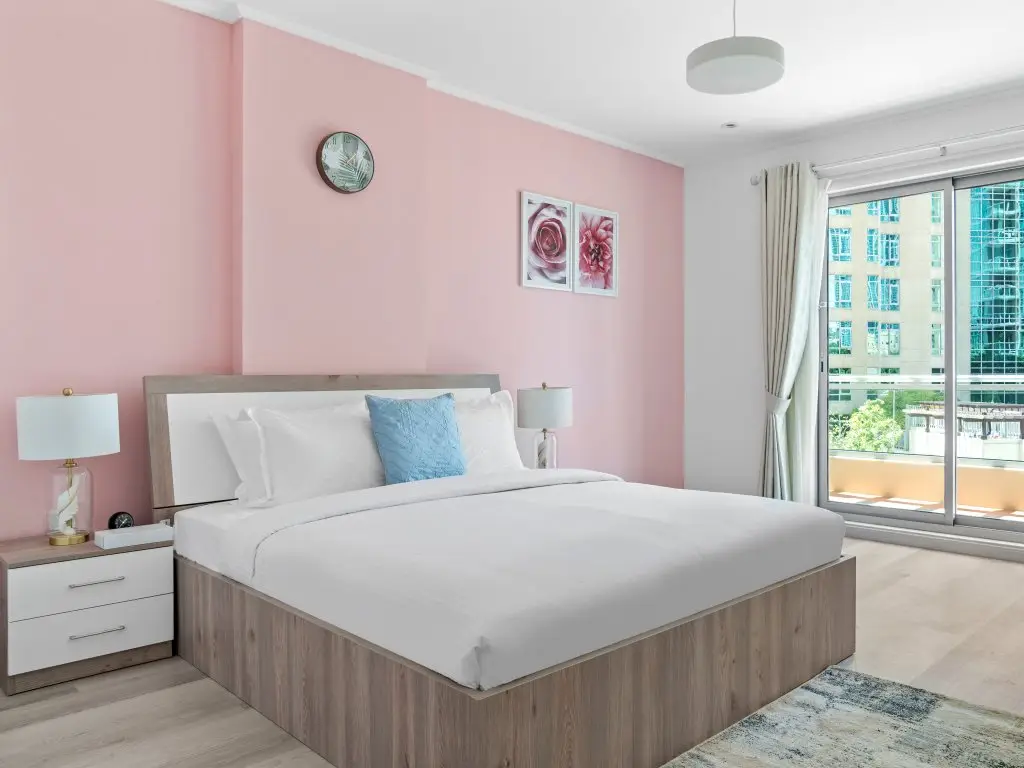 Дубай: Апартаменты Lush Interior Brand New 1Bedroom Heart of Downtown
