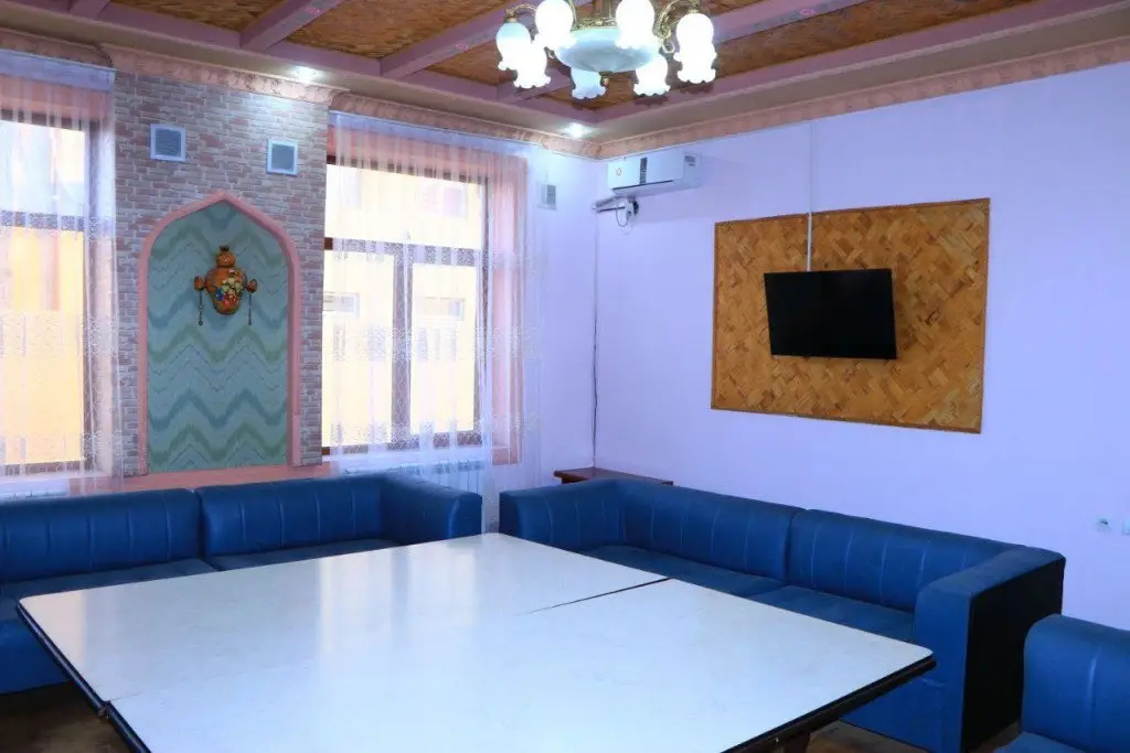 Андижан: O'zbek Hotel