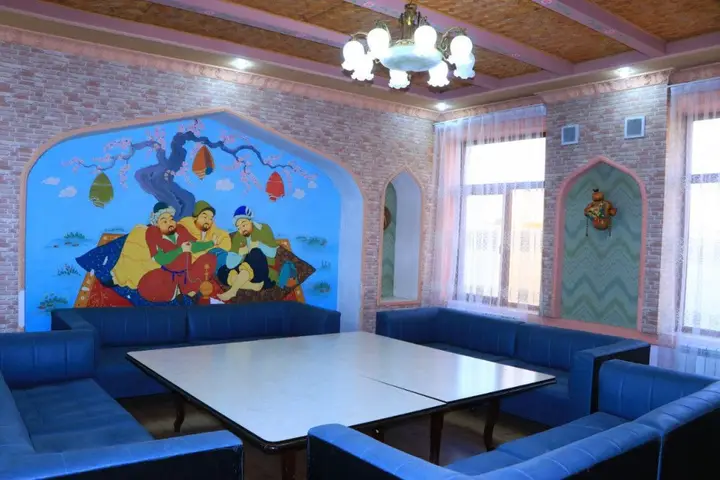 Андижан: O'zbek Hotel