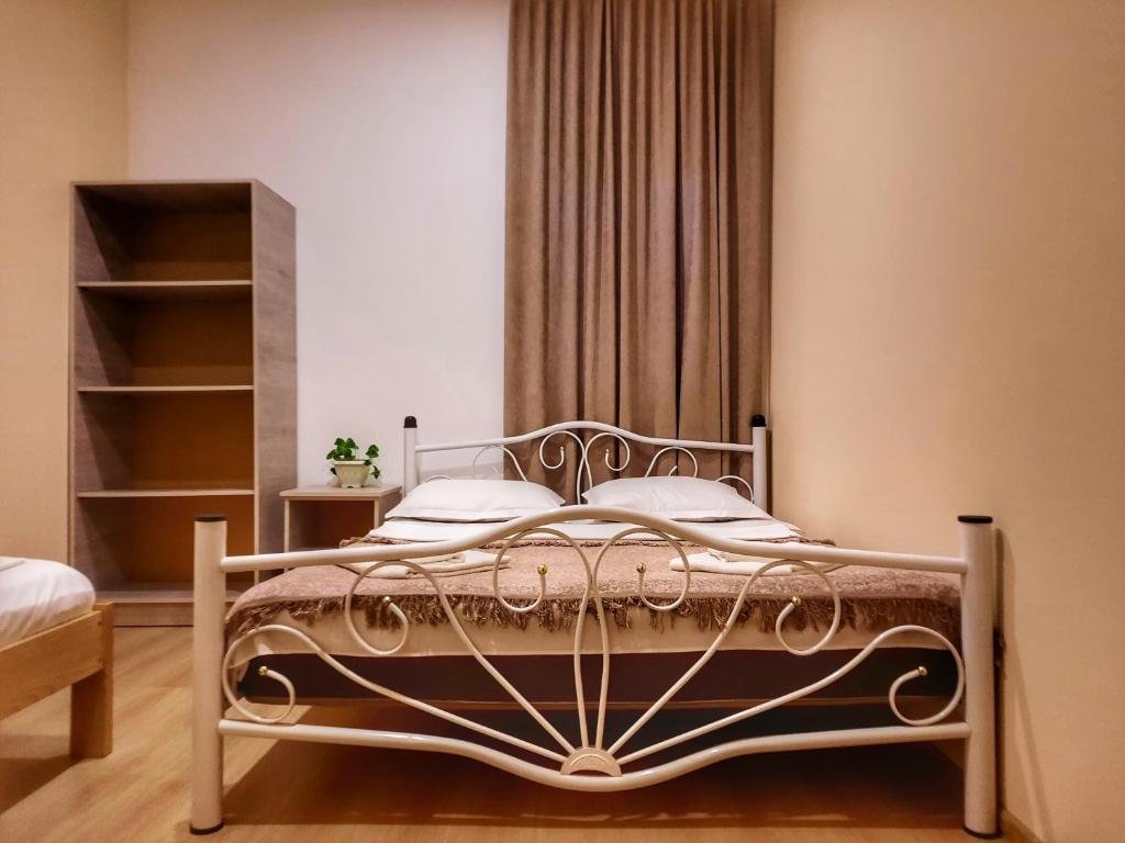 Мартвили: Novel House