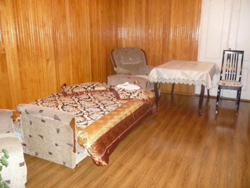 Дарчели: Leila House