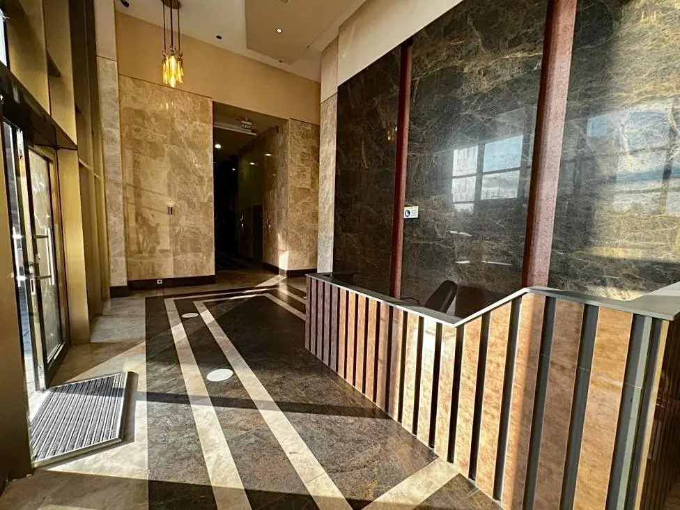 Батуми: Апартаменты в центре Батуми 50 метров от моря, Porta Tower