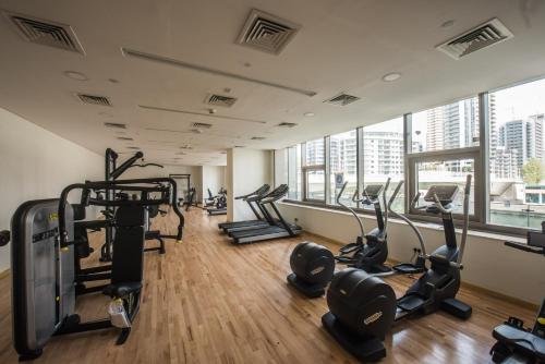 Дубай: Fantastay Sparkle Tower High floor with full Marina views