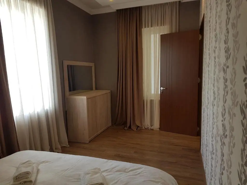 Телави: White House in Kakheti Eniseli