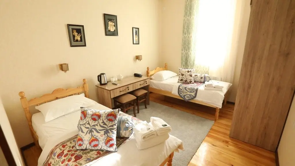 Галаасия: Naqshband Handicraft Center