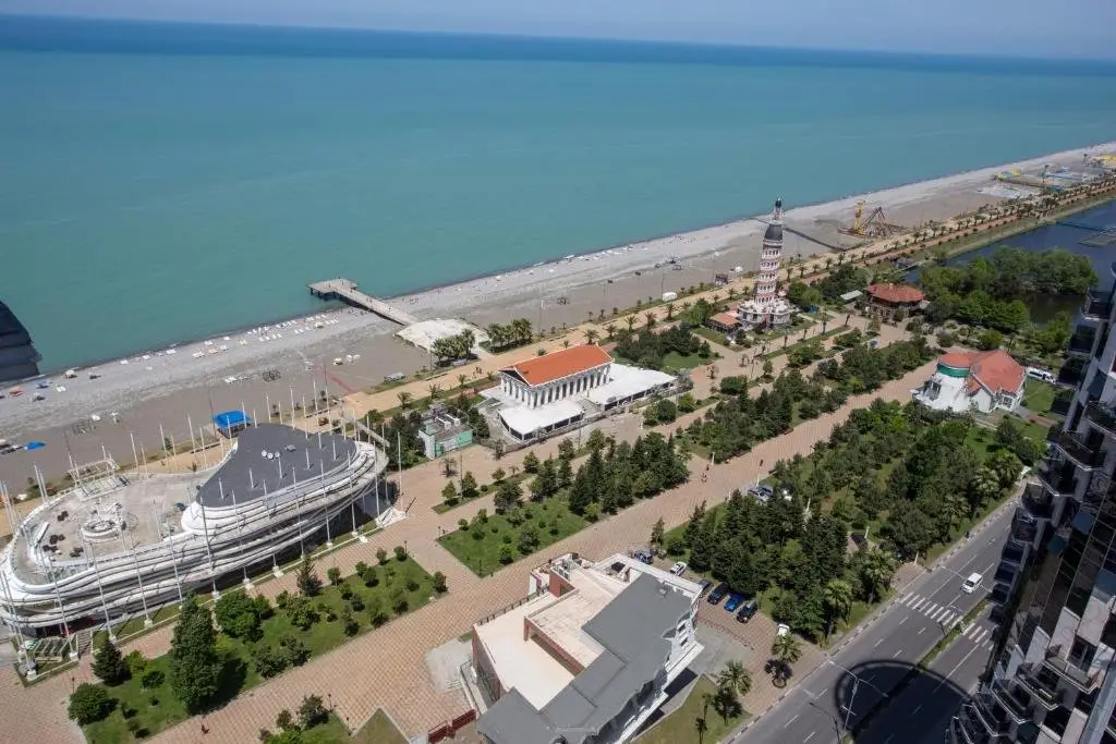 Батуми: Sea to sky beachfront studio apartment with stunning sea views in Batumi