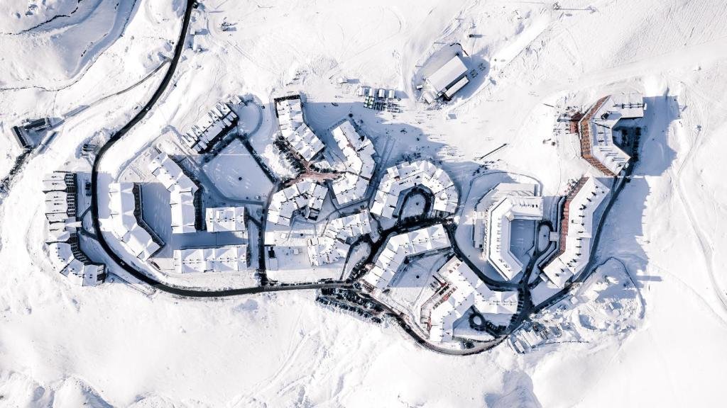 Гудаури: New Gudauri Atrium Ski and Dream Apartment