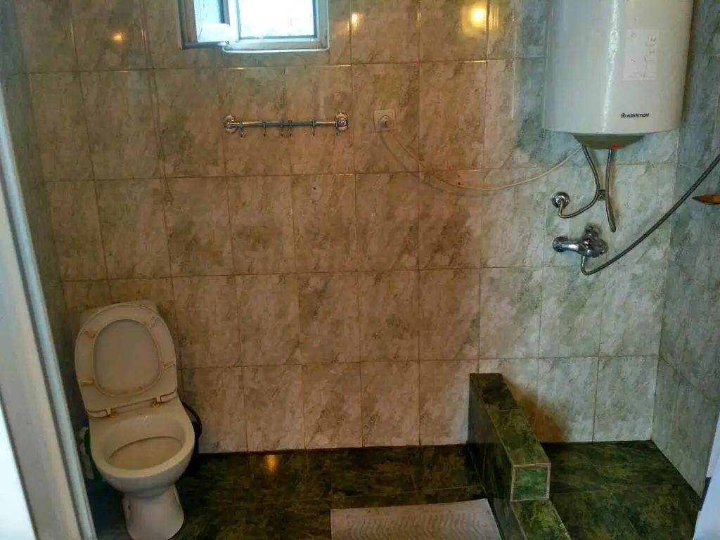 Местиа: Nugzar's Guest House