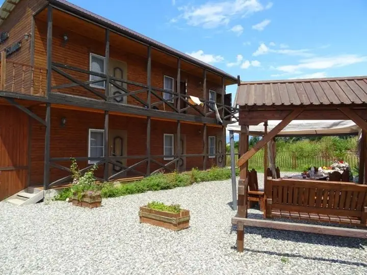 Алахадзи: Stary Zamok Guesthouse