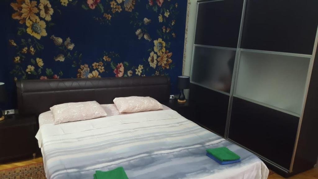 Кутаиси: Уютный дом: APARTMENT (Fer House)