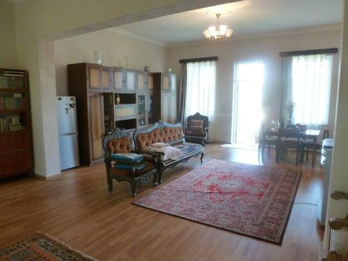 Кутаиси: Melu's Guest House
