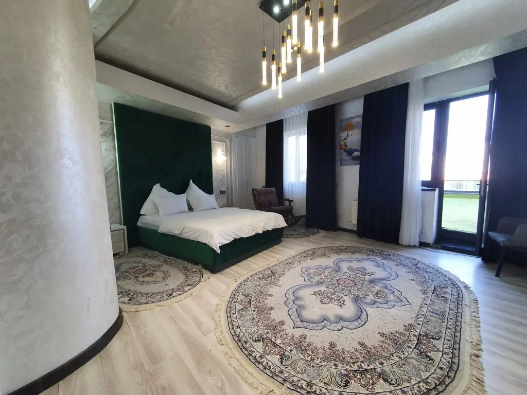 Наманган: Musavvir 2 Hotel