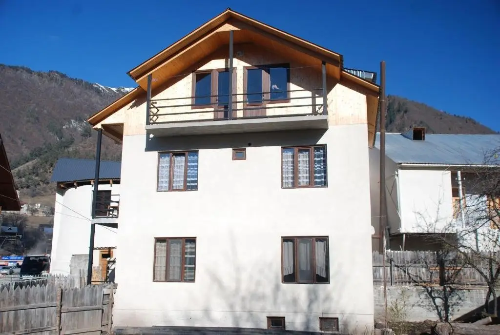 Местиа: New Seti Guest House