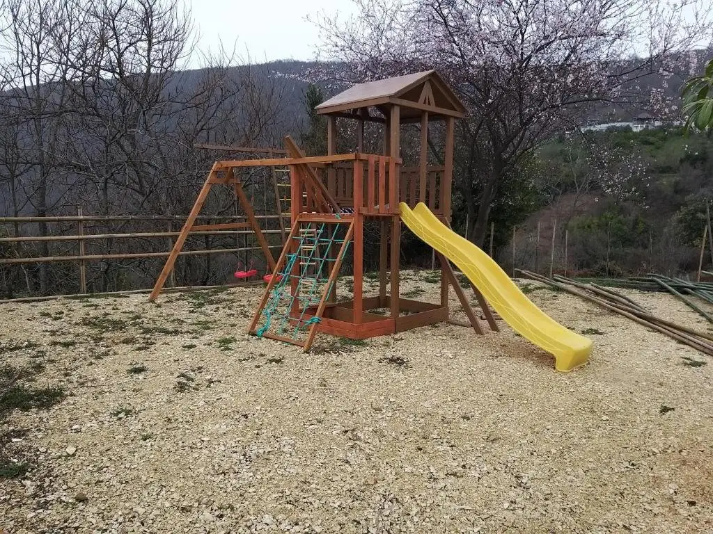 Новый Афон: У Гранта.