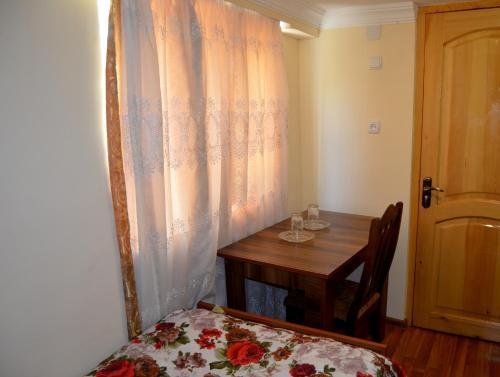 Кутаиси: Nunu's Guesthouse