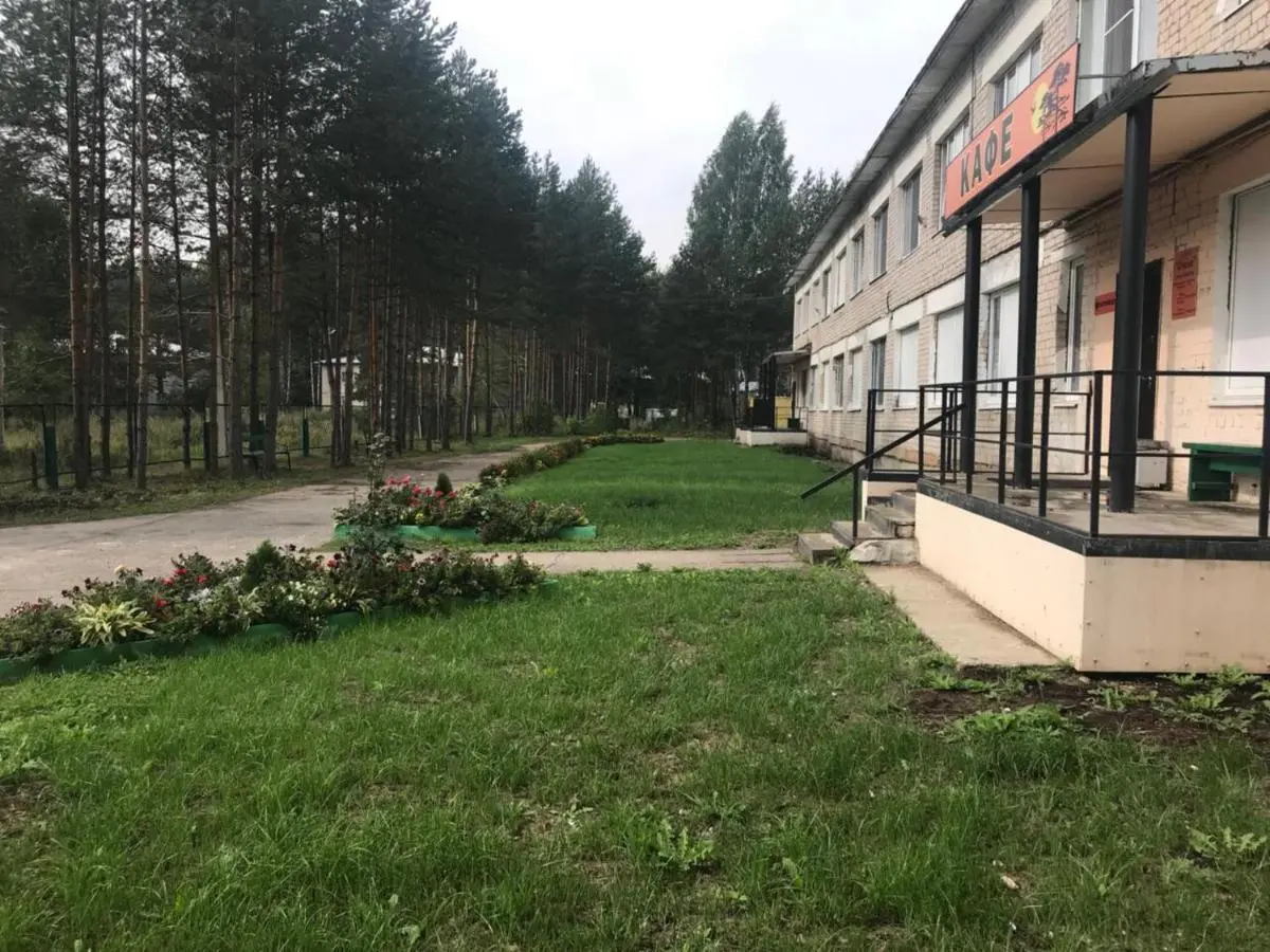 Хохлово: Отель Елань