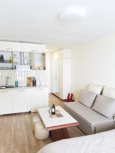 Гудаури: Smart Apartment Powered By Amazon s Alexa