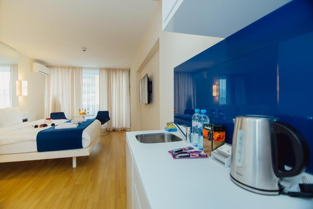 Батуми: iRent Batumi Apartments