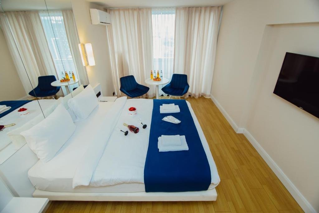 Батуми: iRent Batumi Apartments