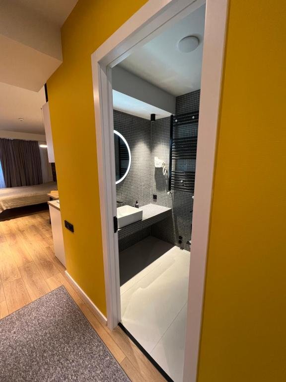Гудаури: Yellow Apartment With Mountain View
