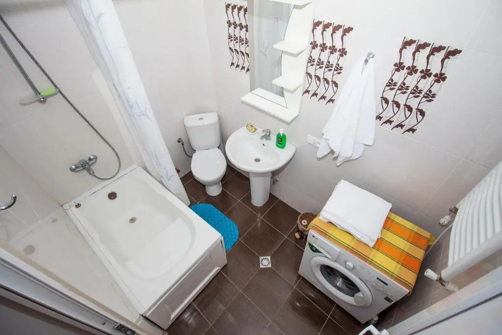 Тбилиси: A Comfortable Flat in old Tbilisi