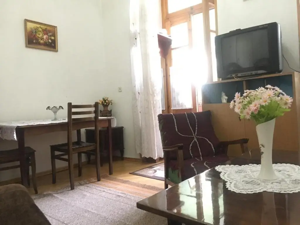 Тбилиси: Lali's Sweet Home