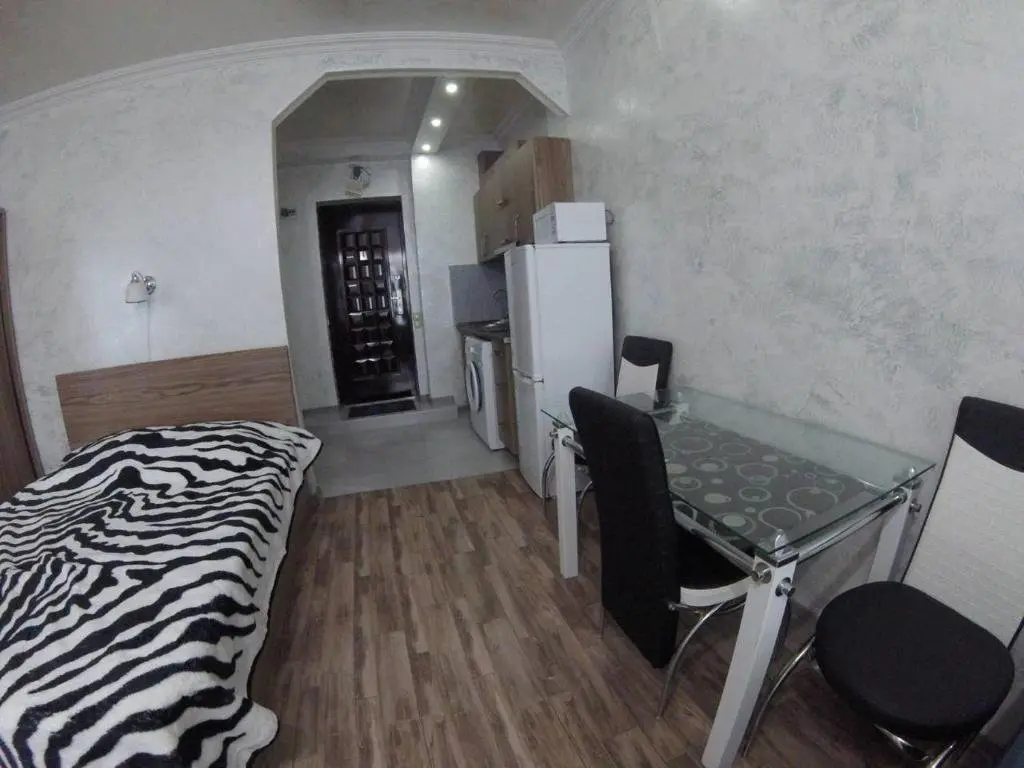 Батуми: Apartment in Front of McDonald's