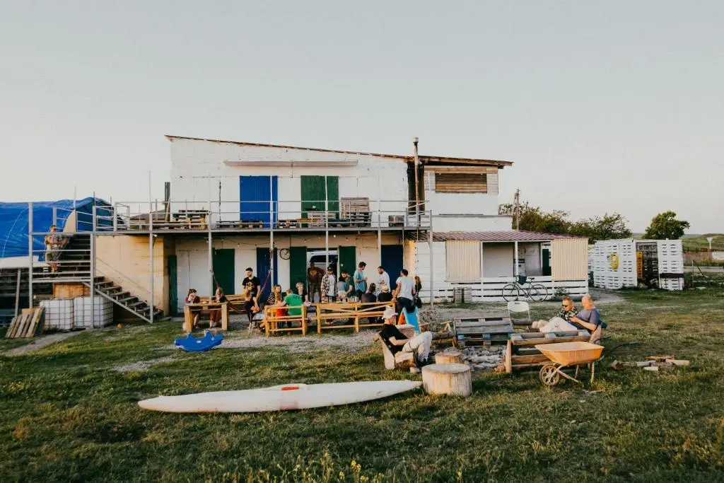 Удабно: Khutebi Hotel