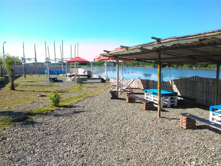 Григолети: KOLKHETI JIBO Beach