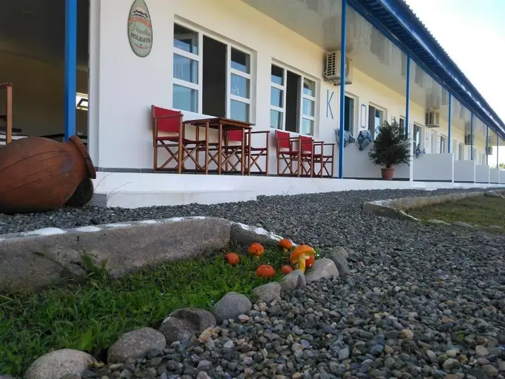Григолети: KOLKHETI JIBO Beach