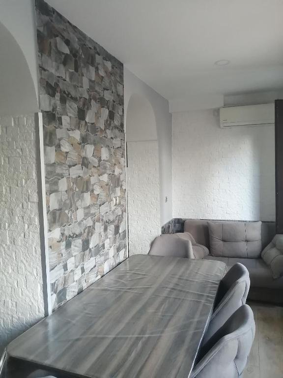 Кобулети: Zurabis apartament