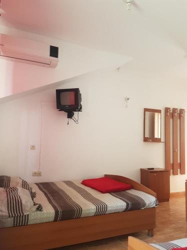 Уреки: Lime Hotel