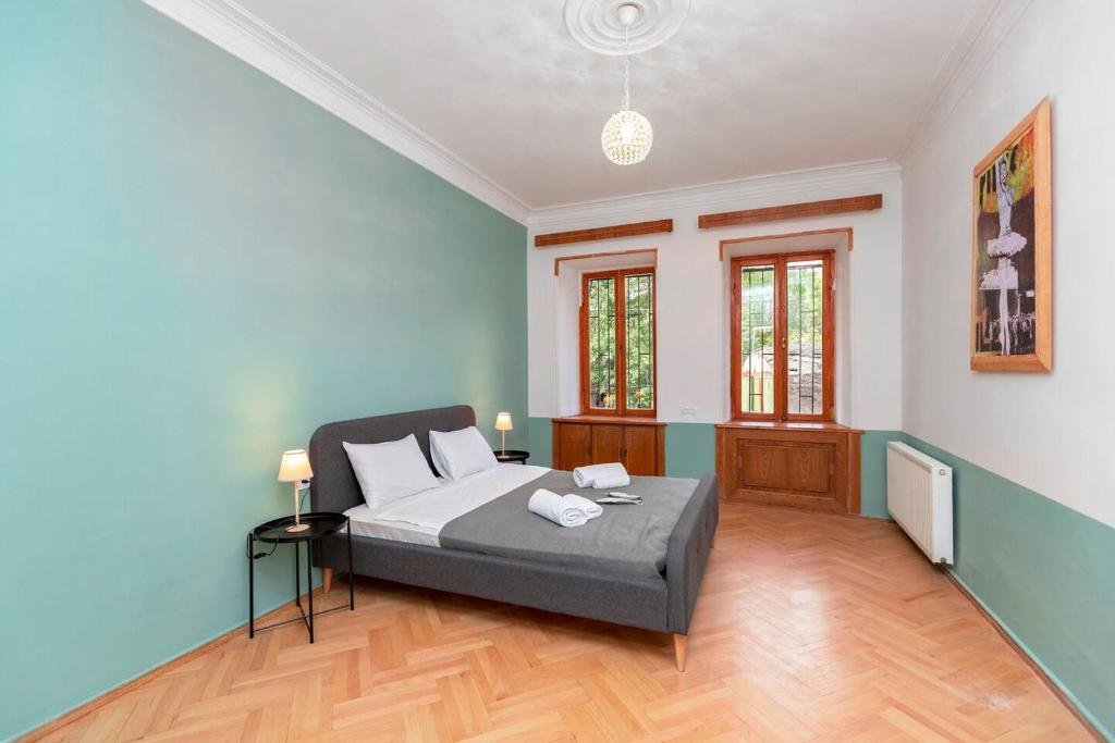 Тбилиси: Cozy &unique 2BR apt in historic part of Tbilisi on Lado Asatiani 60 Street