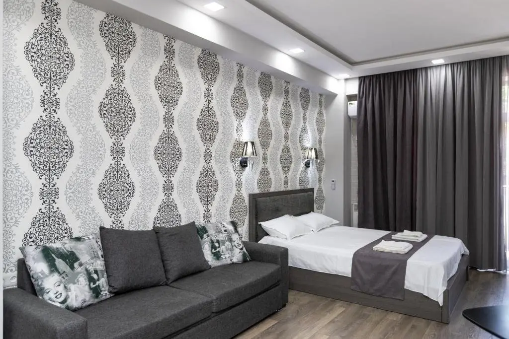 Тбилиси: Golden Room Apartments 04