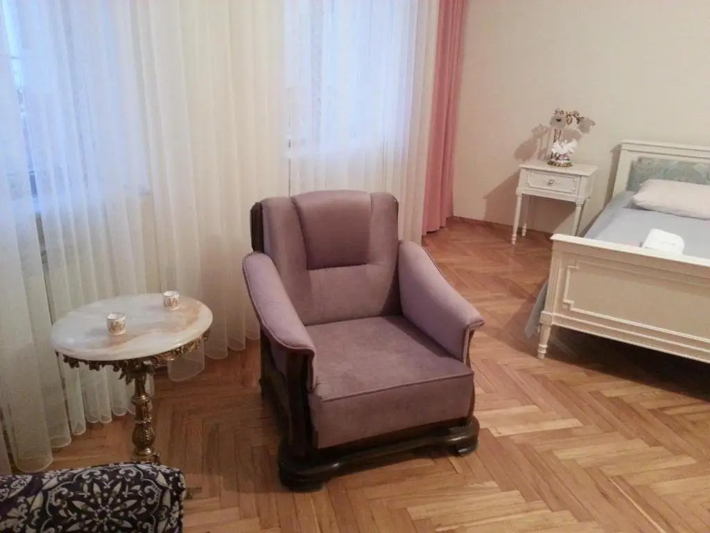 Батуми: Apartment near"park 6may"