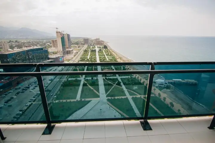Батуми: Holiday Batumi Apartments.1714