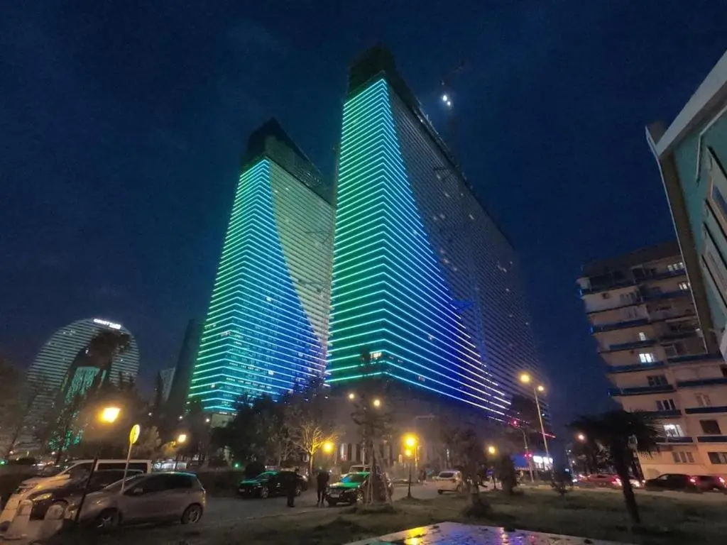 Батуми: Orbi Luxury Apartments 41-29 floor