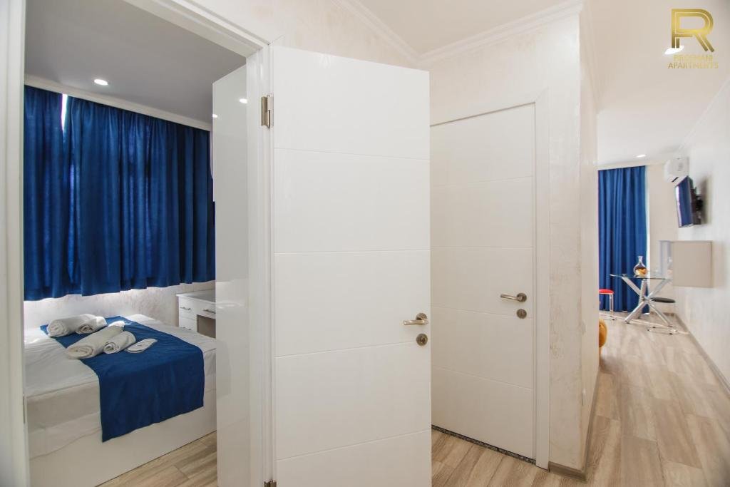 Батуми: PIROSMANI APARTMENTS 18d