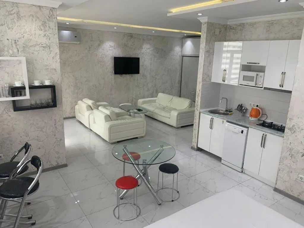 Батуми: PIROSMANI APARTMENTS 18d
