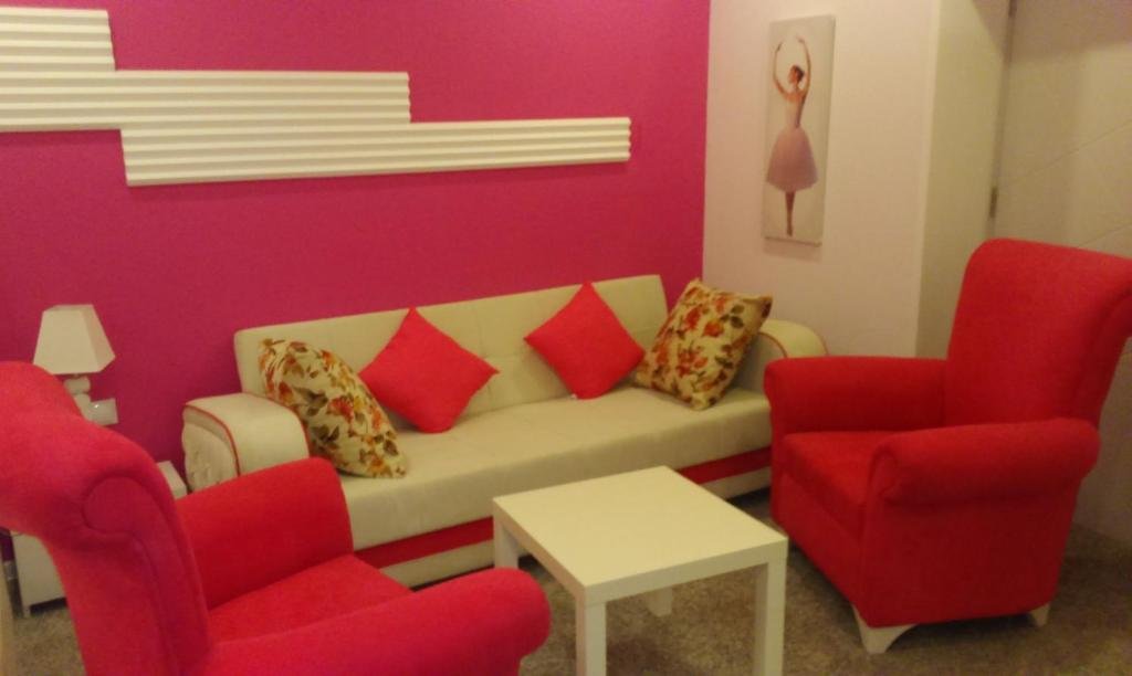 Тбилиси: Pink Apartment near Airport