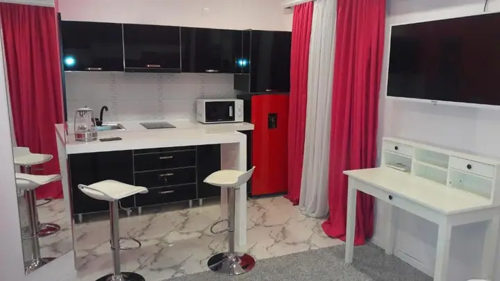 Тбилиси: Pink Apartment near Airport
